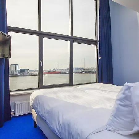 Delta Hotel