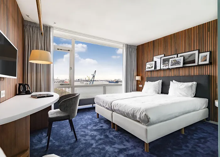 Delta 4* Vlaardingen