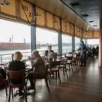 Delta 4* Vlaardingen