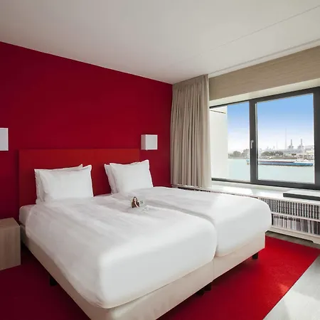 Delta 4* Vlaardingen