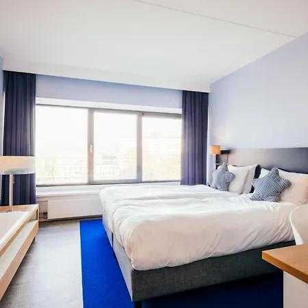 Delta 4* Vlaardingen