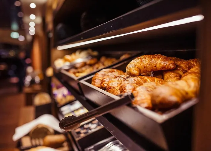 デルタ ホテル 4*