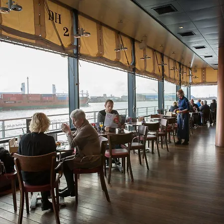 Delta 4* Vlaardingen