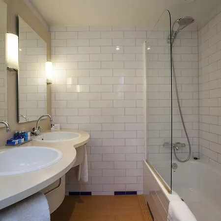 Delta 4* Vlaardingen